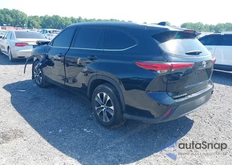 2022 Toyota Highlander Xle from USA, damaged, VIN 5TDGZRAH0NS093376